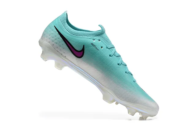 Nike Phantom GT Blue Silver Coupe Basse Tricot Supérieur Cage Iridescente TPU Terrain Ferme Chaussures de Football 3