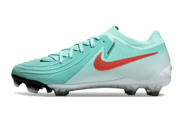 Nike Phantom GT verde menta e vermelho Sapatos de futebol para solo firme 7