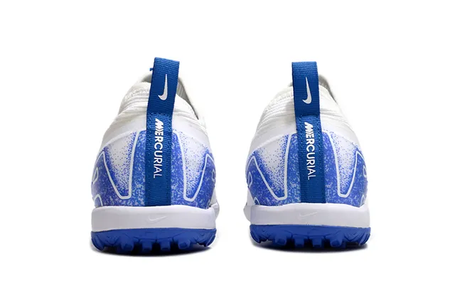 Nike Phantom GT White Blue Knit Upper Integrated Collar Turf Soccer Shoes 4