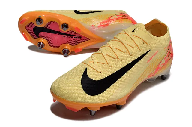 Nike Phantom GT Zapatos de fútbol con superior de malla amarillo naranja, superposición gráfica pixelada y superficie firme 4