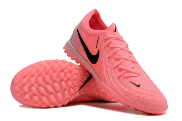 Nike Pink Black Knit Upper Low-Cut Silhouette Turf Soccer Shoes 3