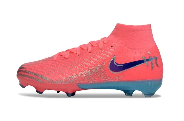 Nike chaussures de football rose et bleu, empeigne en maille haute, col de chaussette, terrain ferme 6
