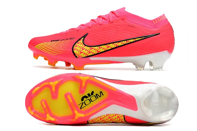 Nike 粉色黄色霓虹针织鞋面几何 Swoosh 覆盖 人工草地足球鞋 2