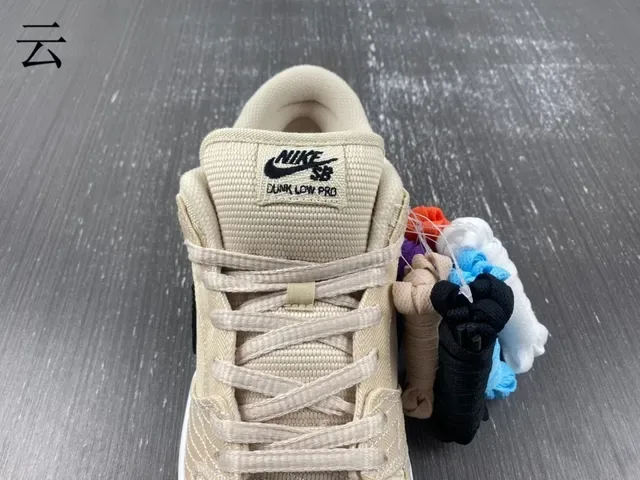 Nike SB Dunk Low Beige Black White Skateboard Shoes 7
