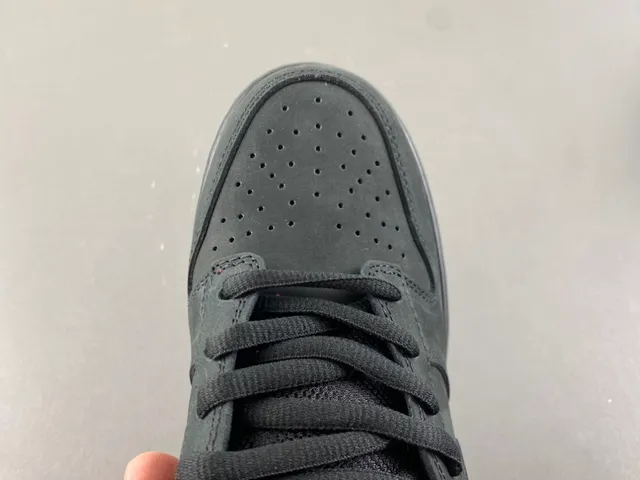 Nike SB Dunk Low Supreme काली लाल स्केटबोर्ड जूते 5
