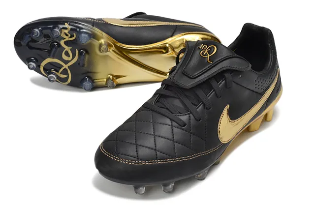 Nike Tiempo Legend Branco e Dourado campo firme Sapatos de Futebol 5