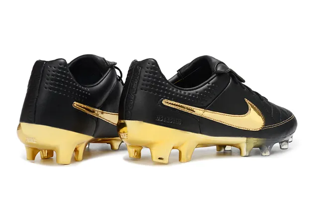Nike Tiempo Legend Branco e Dourado campo firme Sapatos de Futebol 6