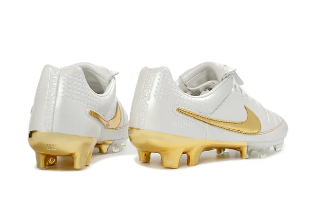 Nike Tiempo Legend Branco e Dourado campo firme Sapatos de Futebol 12