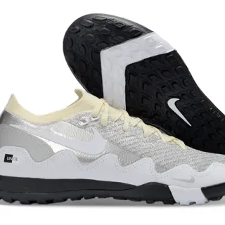 Nike Unite حذاء رياضي فضي أسود منسوج علوي تغطية معدنية