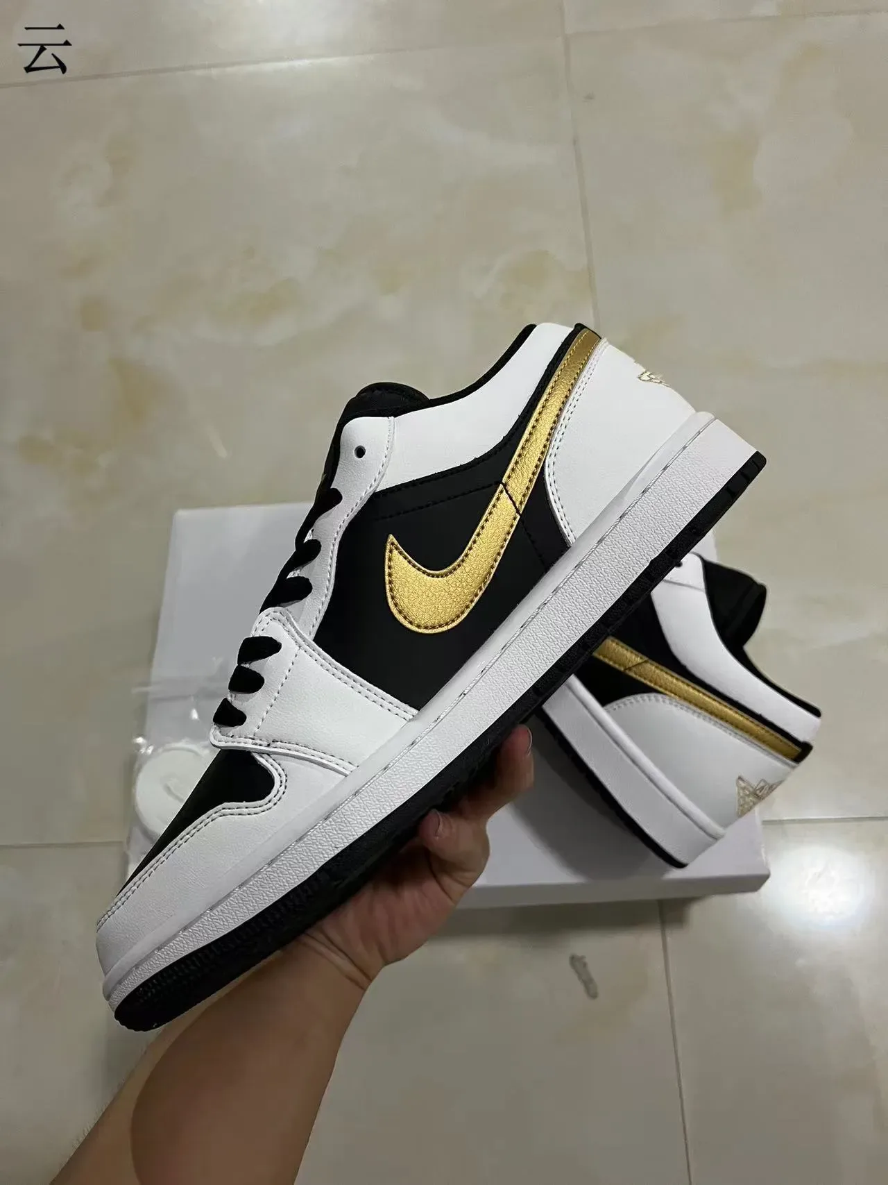 Nike Branco Ouro Tênis Lifestyle De Couro E Sintético Superposição Topo Baixo 5