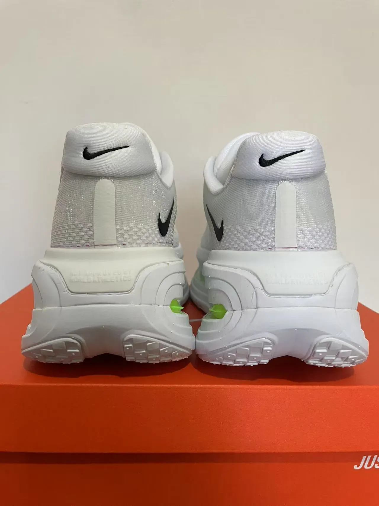 Nike White Green Knit Upper Visible Air Zoom Unit Running Shoes 5
