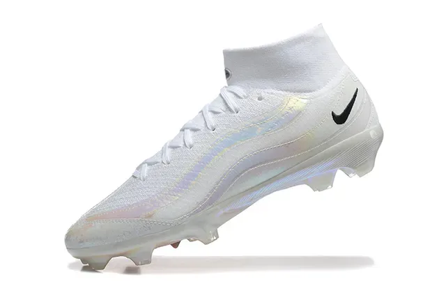 Nike 白色透明高帮虹彩合成钉鞋足球鞋 5