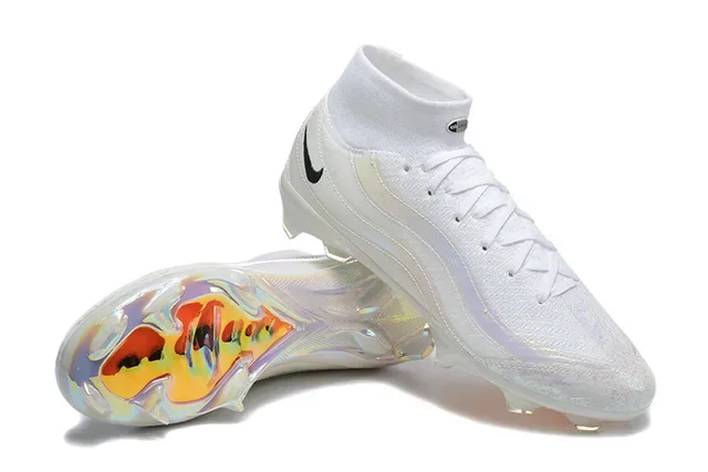 Nike 白色透明高帮虹彩合成钉鞋足球鞋 6