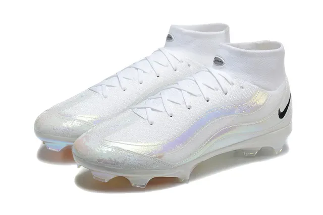 Nike 白色透明高帮虹彩合成钉鞋足球鞋 8
