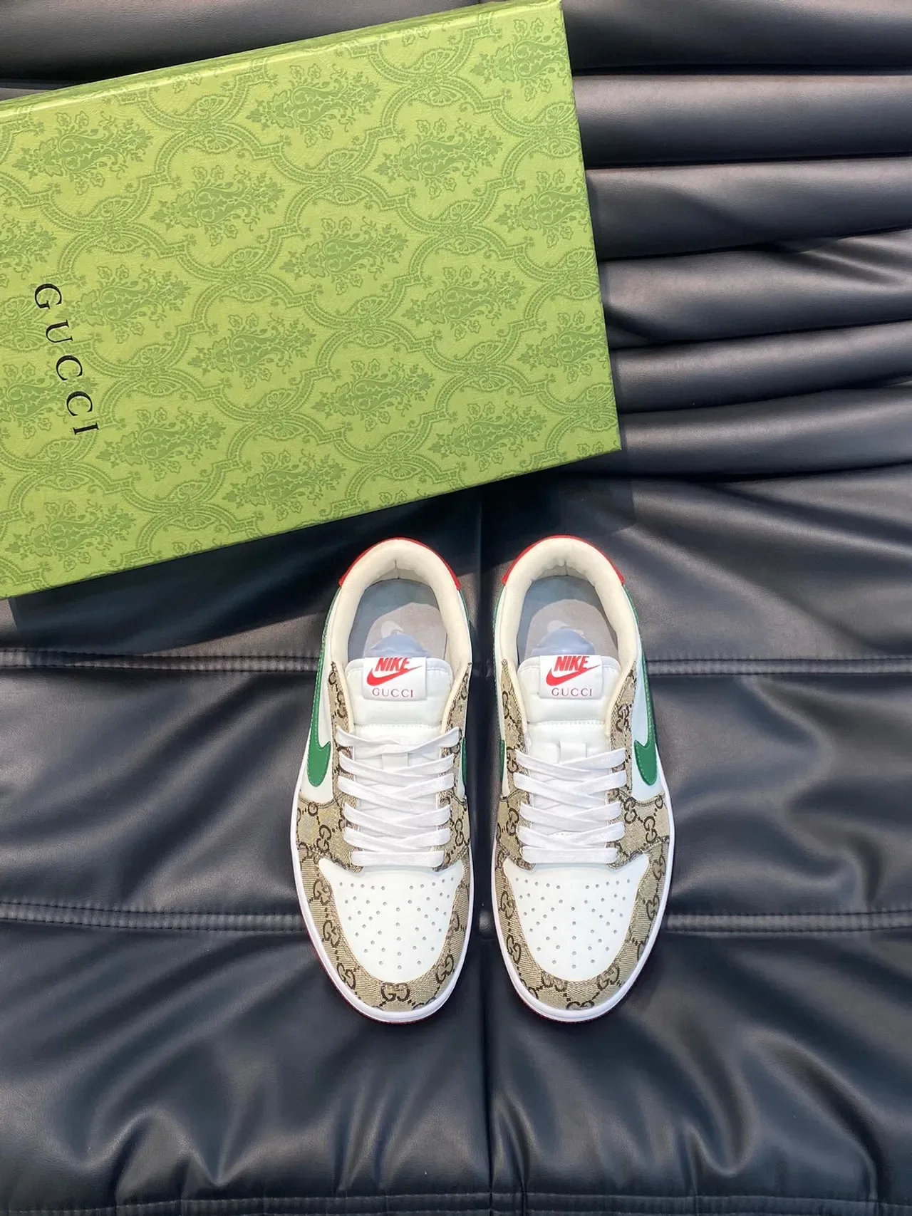 Nike x Gucci Air Jordan 1 Low GG Monogram أبيض أخضر أحمر حذاء لايف ستايل 2