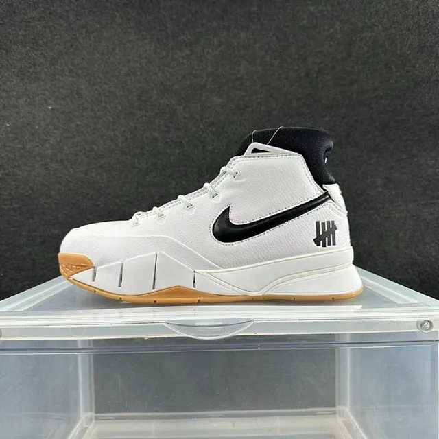 Nike x UNDEFEATED Zoom Kobe IV White Black Gum বাস্কেটবলের জুতো 2
