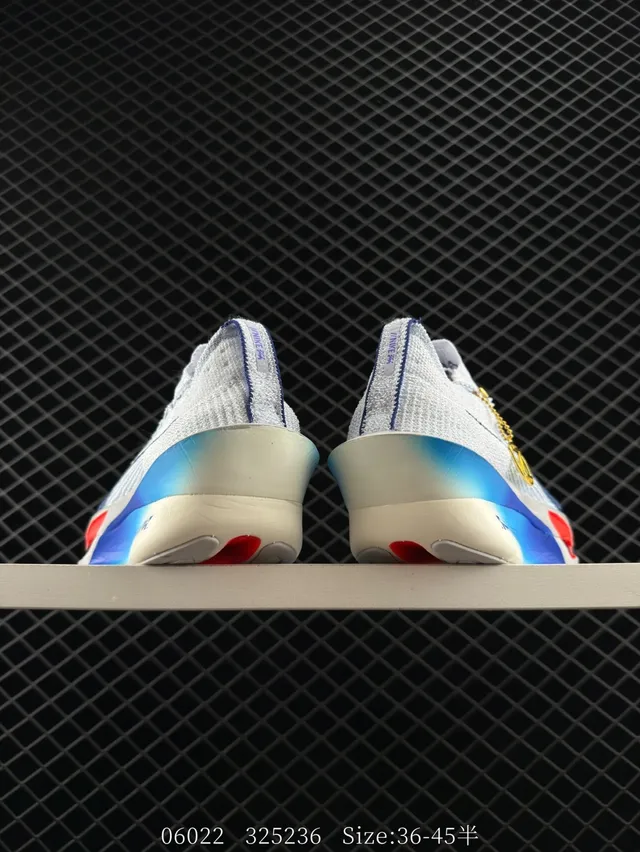 Nike ZoomX Cinza Azul Parte Superior Knit Ingenieril Calcanhar Visível Unidade de Ar Tênis de Corrida 4
