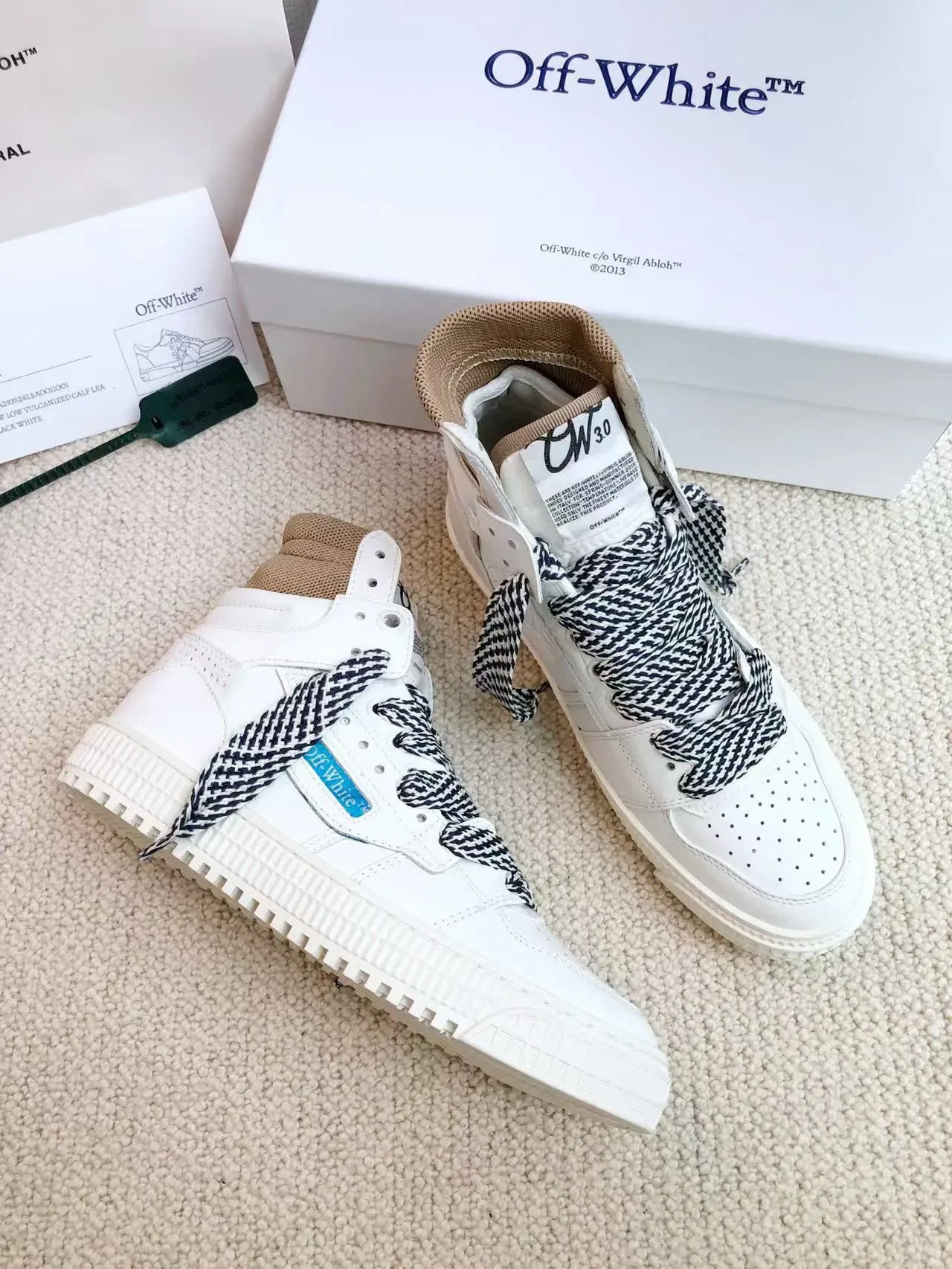 Off-White 米色 高帮 镂空 皮革 生活方式 运动鞋 5