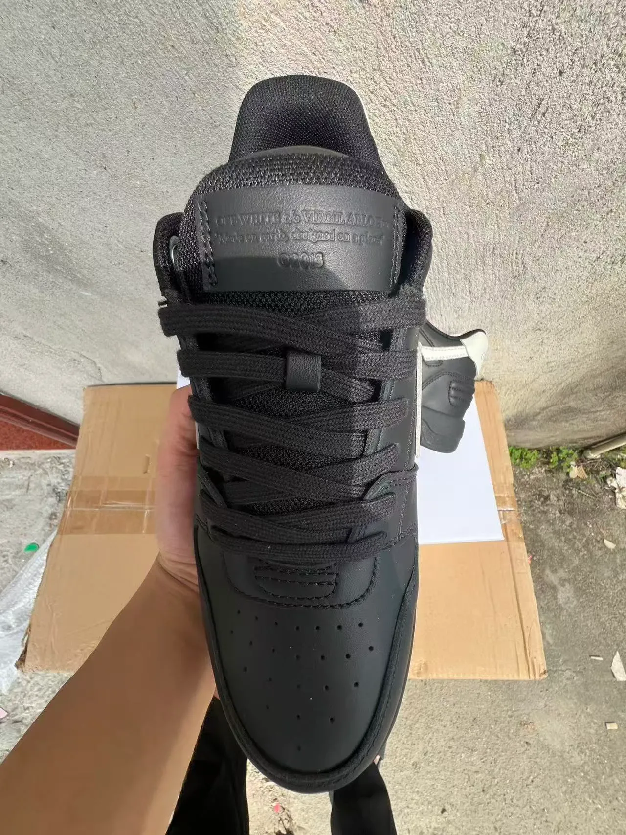 Off-White Black Diagonal Arrow Logo Chunky Sculpted Sole Lifestyle Sneakers 3