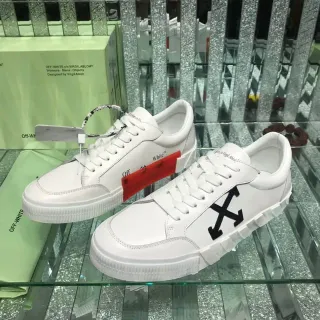 Off-White Black Low-Top Leather Upper Lifestyle Sneakers