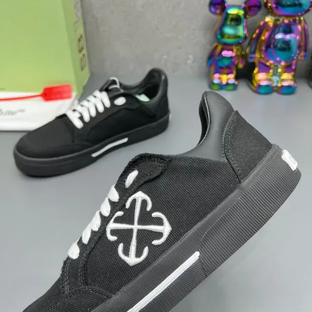 Off-White Industrial Black Canvas Upper Interlocking Cross Logo Sneakers Lifestyle 5