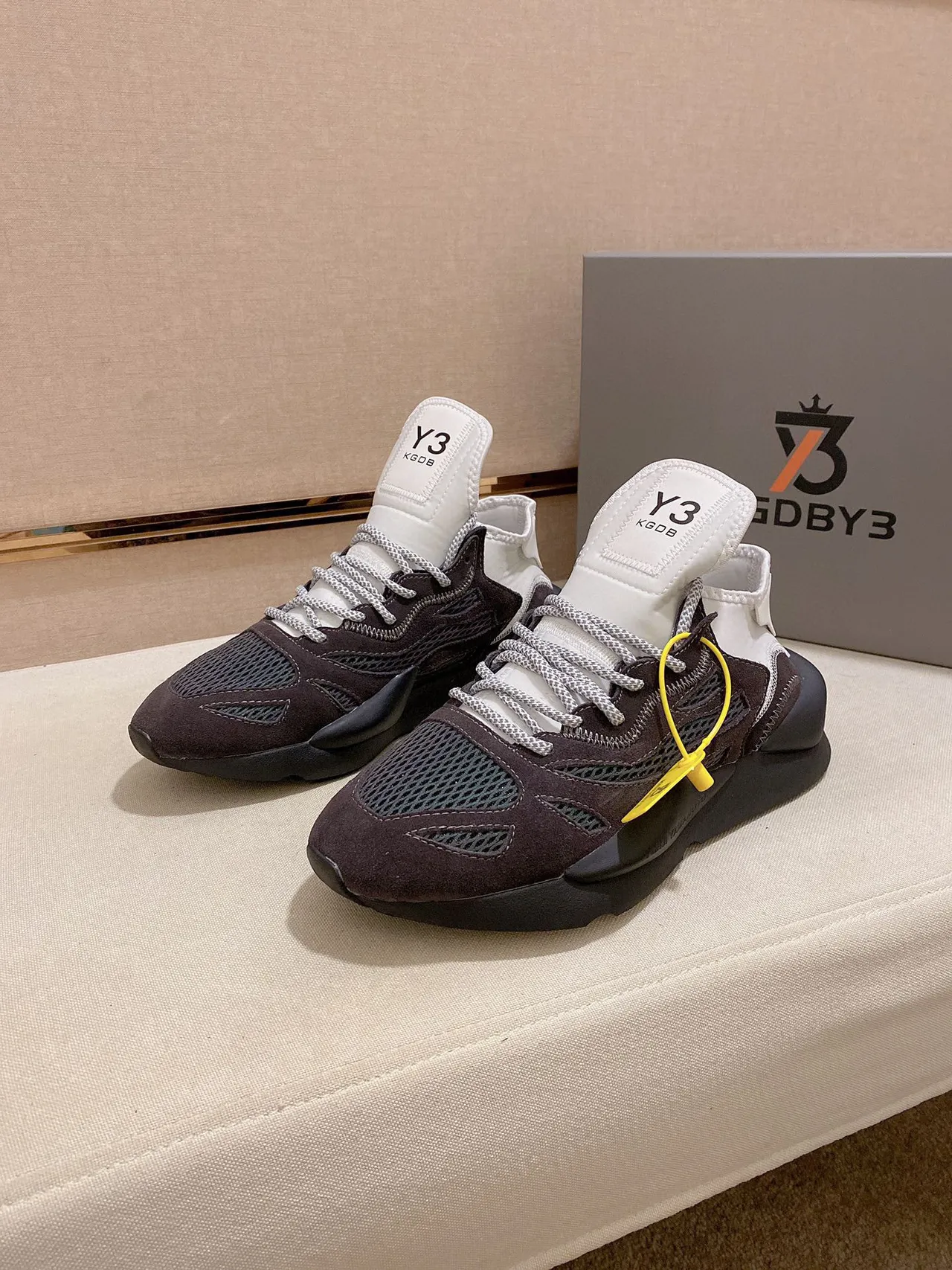 Off-White Runner 棕白黑黄 拉链领 厚底运动鞋 5