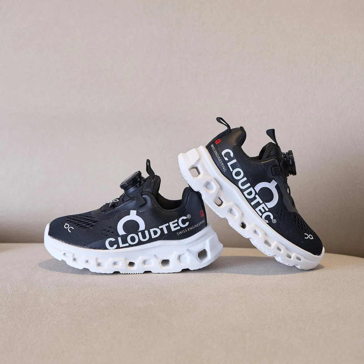 On Cloudmonster Niños Sin Cordones Zapatillas Gruesas 6