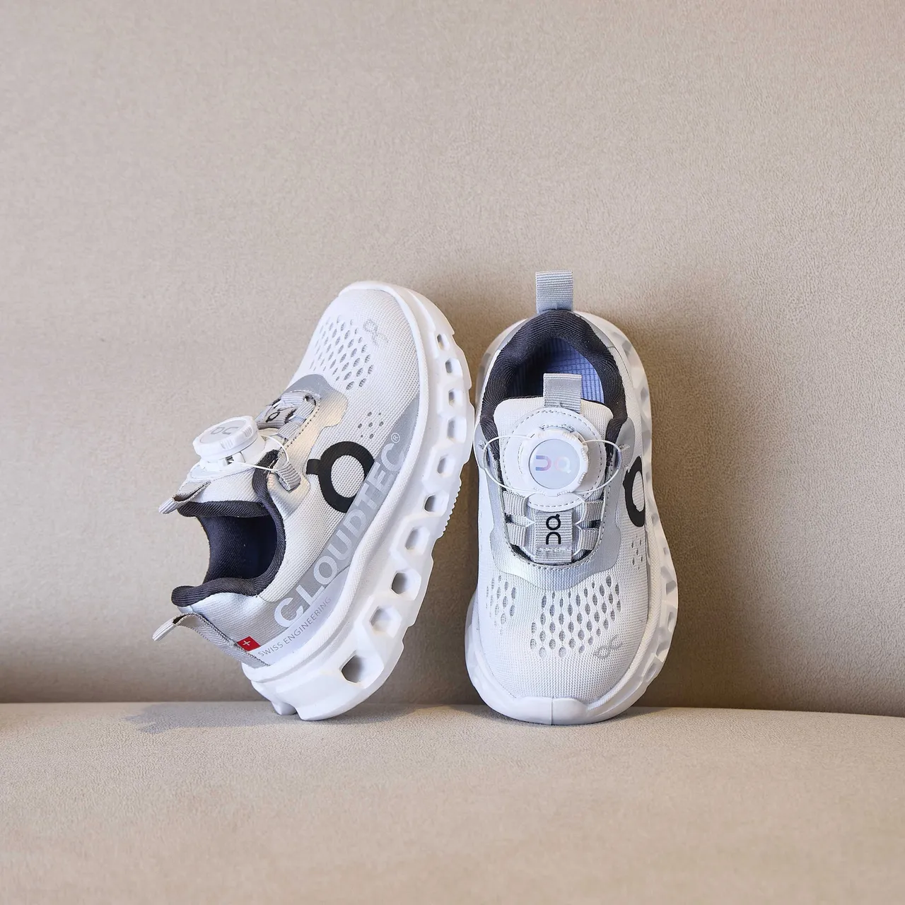 On Cloudmonster Niños Sin Cordones Zapatillas Gruesas 10