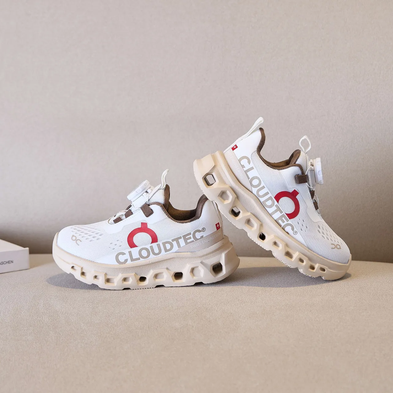 On Cloudmonster Niños Sin Cordones Zapatillas Gruesas 14
