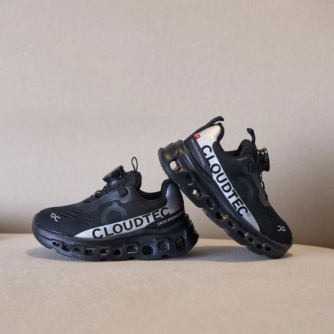 On Cloudmonster Niños Sin Cordones Zapatillas Gruesas 19