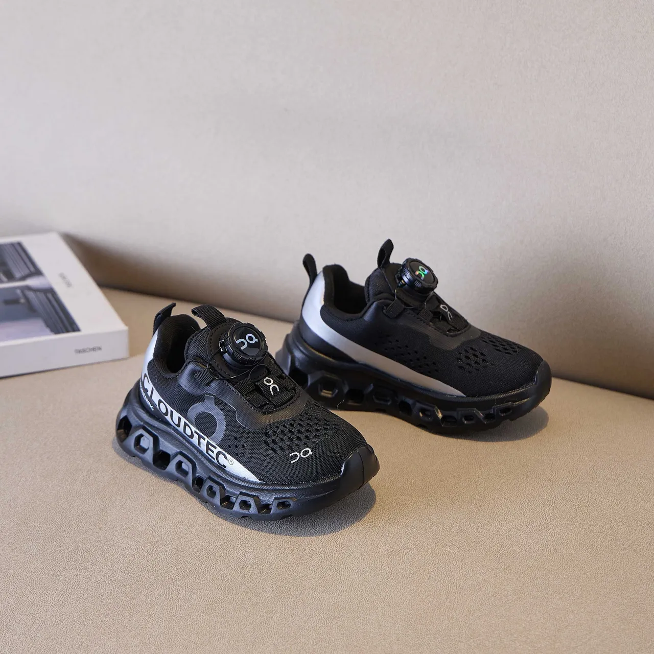 On Cloudmonster Niños Sin Cordones Zapatillas Gruesas 20