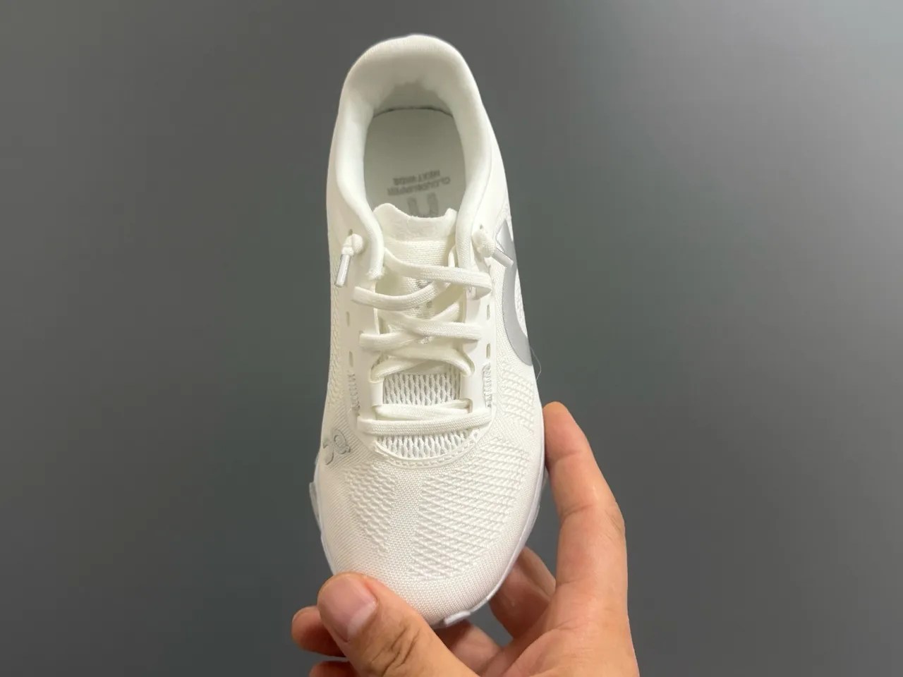 On Gray White Low-Top Breathable Mesh Upper Running Shoes 18