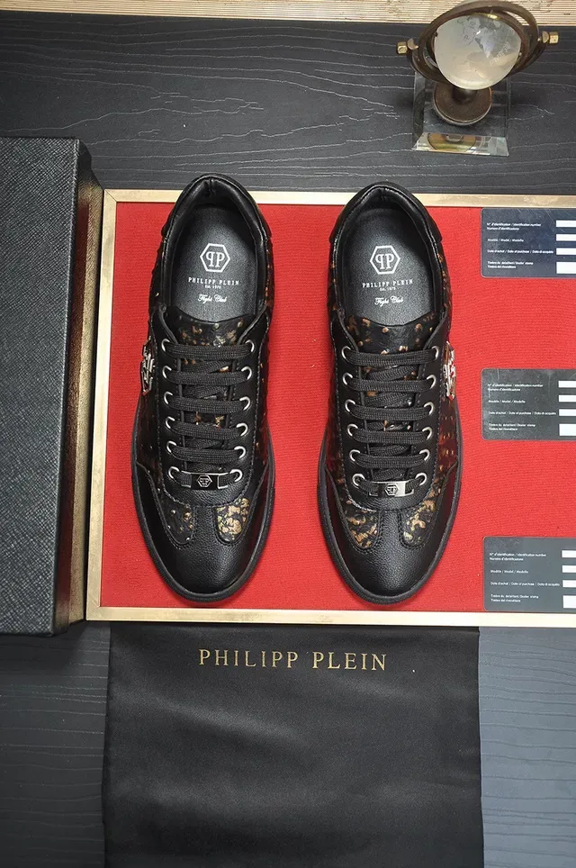 Philipp Plein أحذية رياضية أسود وذهبي Speckle Studded Lifestyle 3