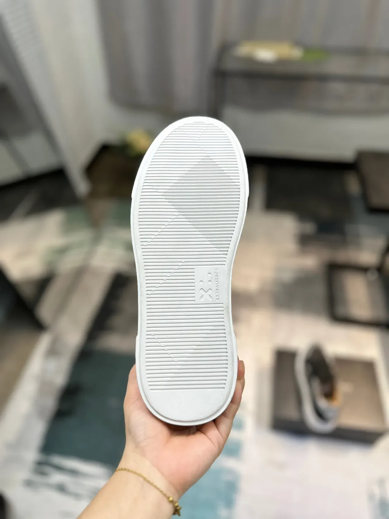 Philipp Plein काले और चांदी के प्लेटफॉर्म लेदर स्नीकर 2