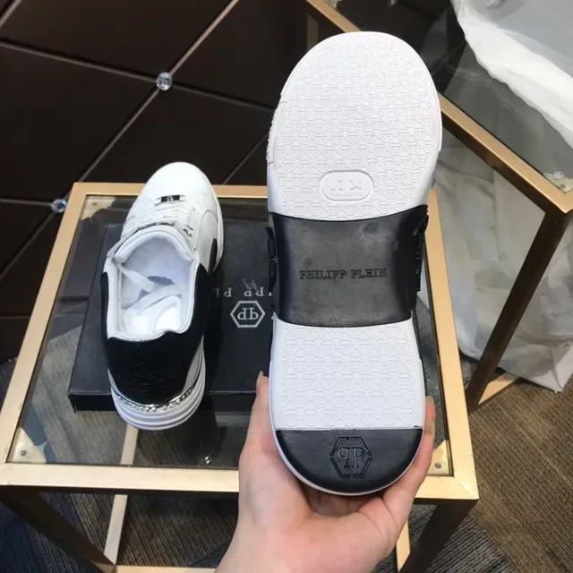 Philipp Plein Lifestyle Sneaker Blanc Noir Cuir Supérieur Panneaux de Contraste Lifestyle Sneakers 3