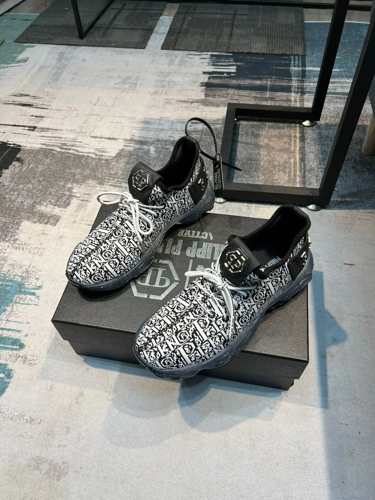Philipp Plein 莫诺格拉姆针织厚底运动鞋 5