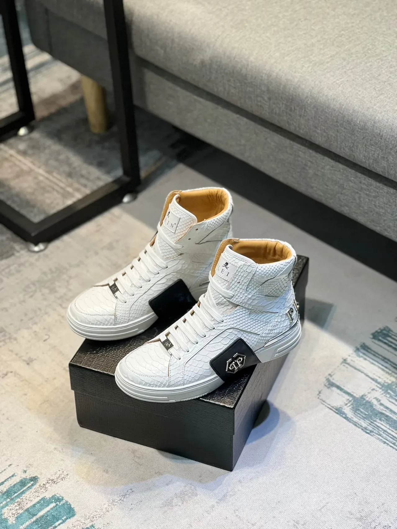 Philipp Plein सफेद काला हाई-टॉप क्रोकोडाइल एम्बॉस्ड चमड़ा लाइफस्टाइल स्नीकर 8