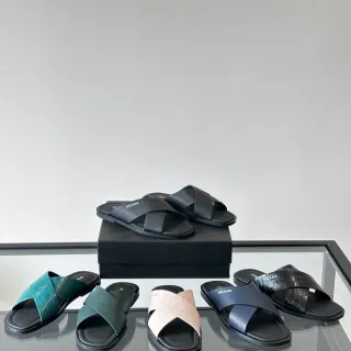 Prada काला नीला क्रॉस-स्ट्रैप फ्लैट सोल कैजुअल सैंडल