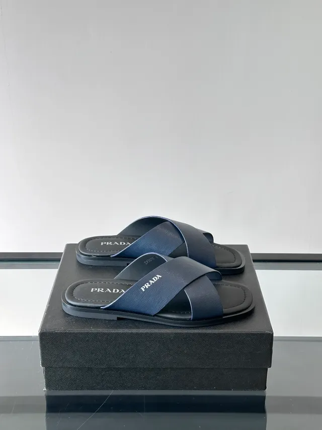 Prada কালো নীল ক্রস-স্ট্র্যাপ ফ্ল্যাট সোল ক্যাজুয়াল স্যান্ডেল 15