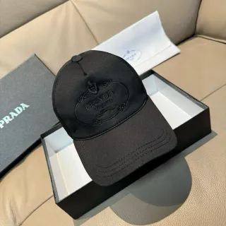 Prada 黑色 渐变刺绣 Logo 棒球帽