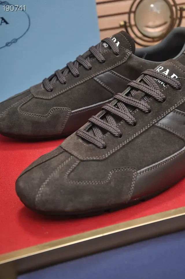 Prada Chaussures Lifestyle Marron Noir avec Panneaux en Daim Inspirées par les courses automobiles 4