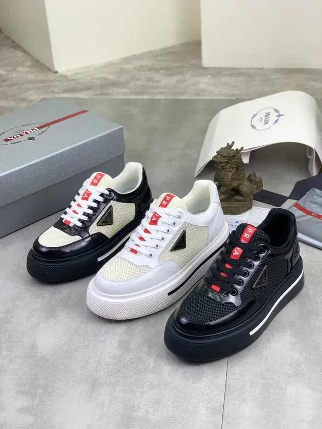 Prada Cloudbust কালো এবং সাদা প্ল্যাটফর্ম চাঙ্কি স্নিকার্স 2