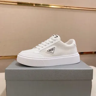 Prada Cloudbust 白色生活方式运动鞋