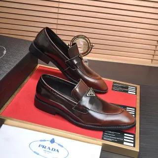 Prada Mocasín Pulido Marrón Cuero Slip-On Mocasín