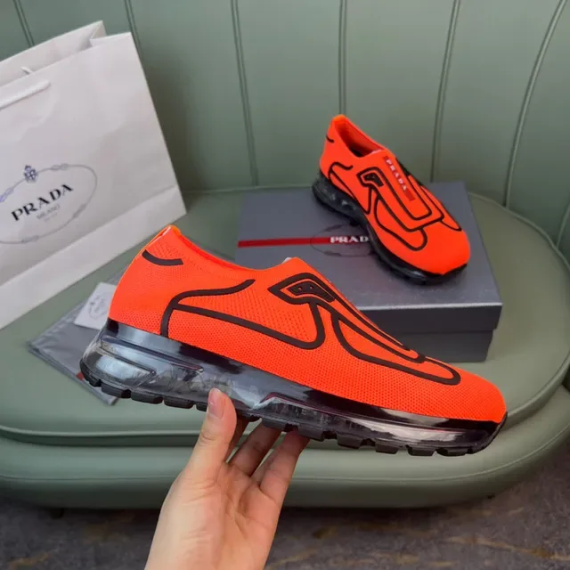 برادا سينيكرز lifestyle برتقالي أسود تريكو slip-on oversized logo 4