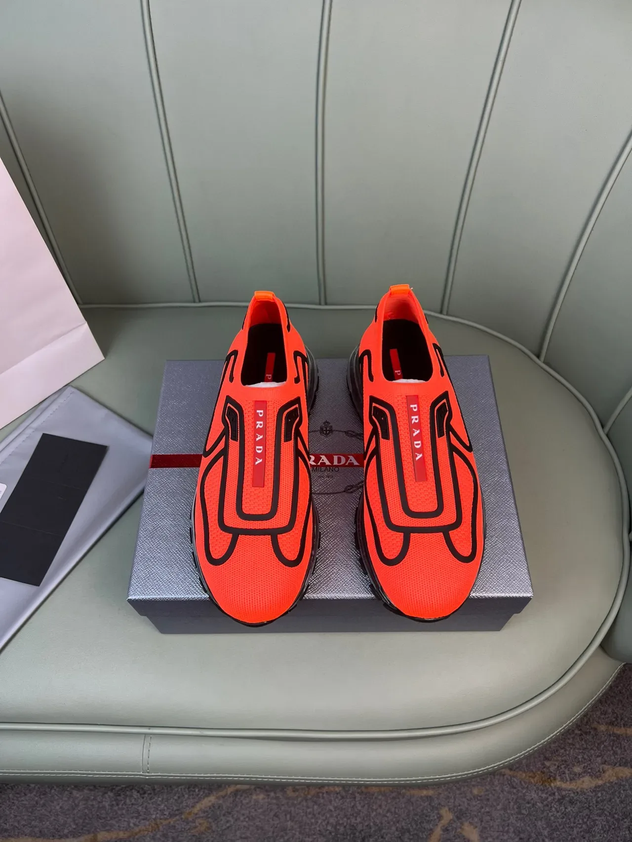 برادا سينيكرز lifestyle برتقالي أسود تريكو slip-on oversized logo 9