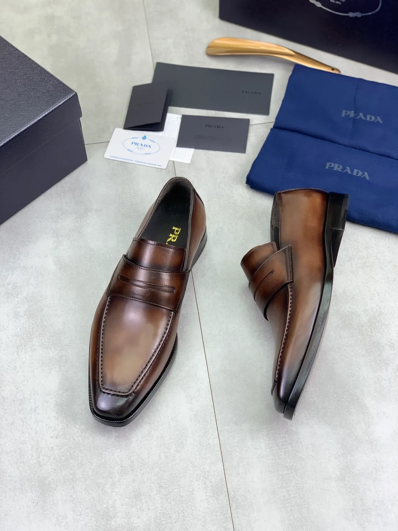 Prada Penny Loafer Couro Marrom Bico Quadrado Mocassins 4