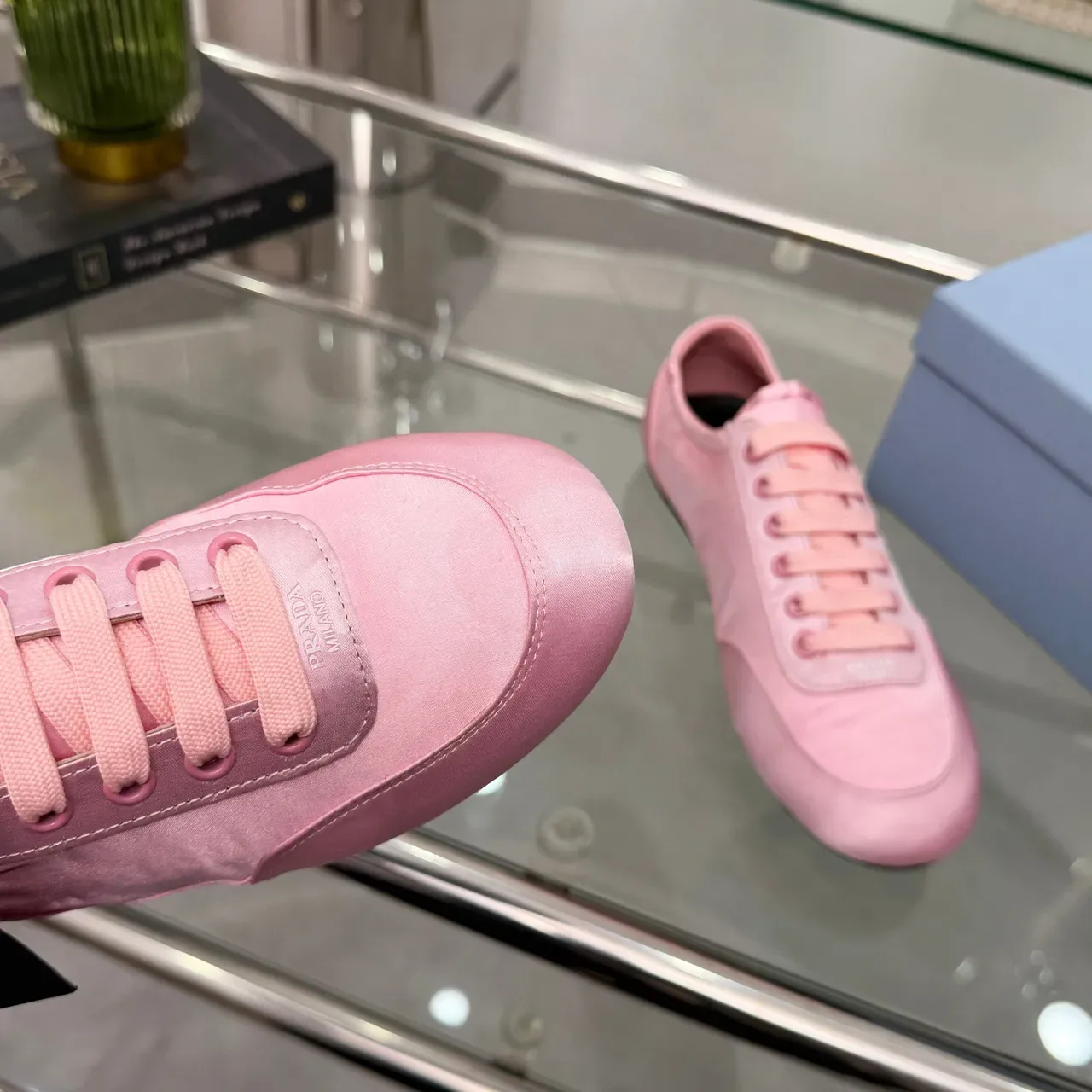 Sneakers Lifestyle Prada Rose Noir Satiné Haut Élastique Col de Cheville Élastique 5