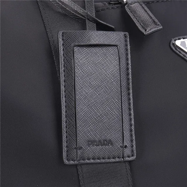 Prada Re-Nylon Bolso Boston Negro con Asas de Cinta Estructurada 6