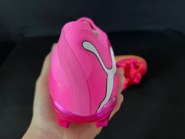 Puma Future Z গোলাপি কমলা লো-কাট লেস-আপ টেক্সচার্ড সিন্থেটিক আপার ফার্ম-গ্রাউন্ড সকার জুতো 3